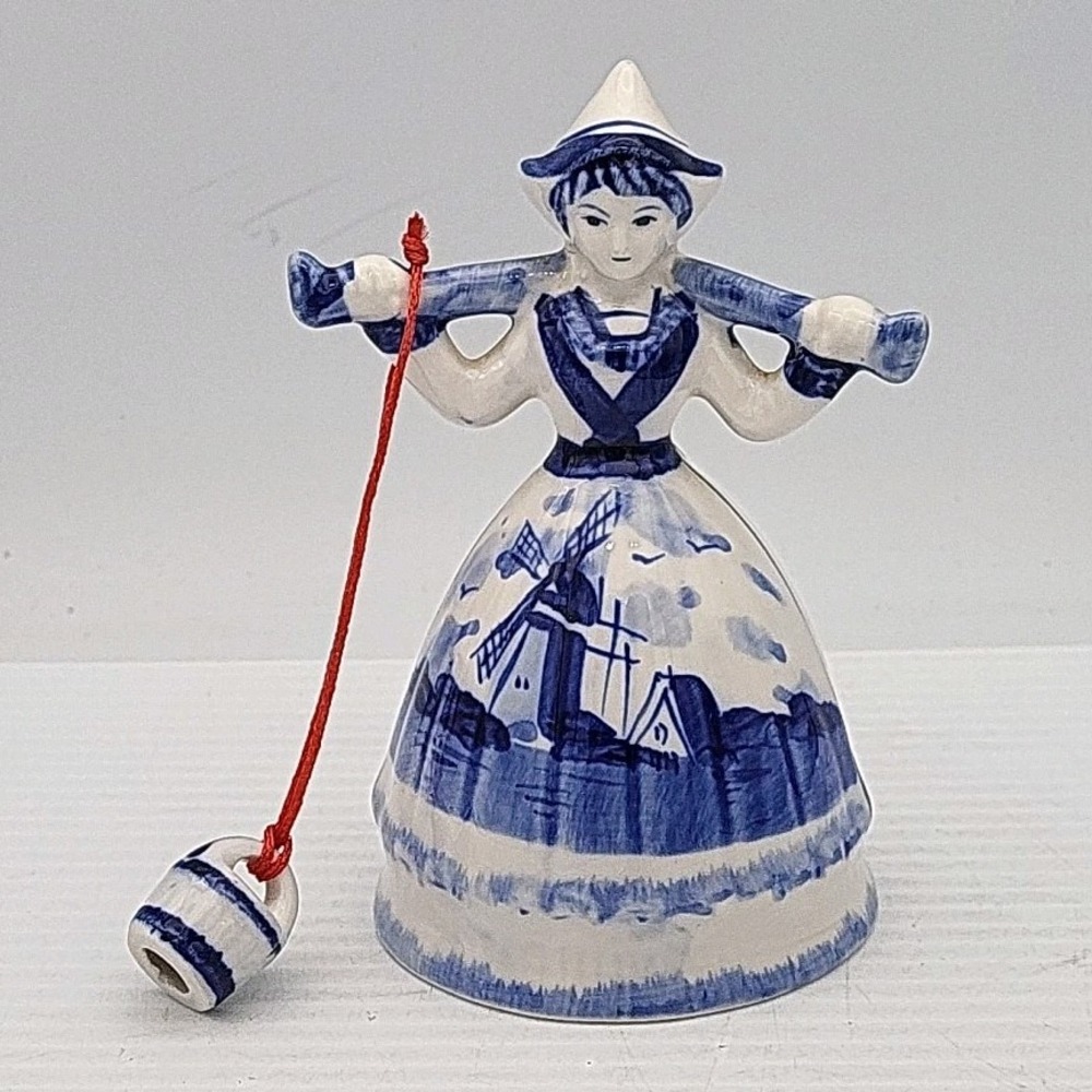 Vintage HP Delft Blue Porcelain‎ Figurine Milk Maiden Water Carrier Pre-Owned